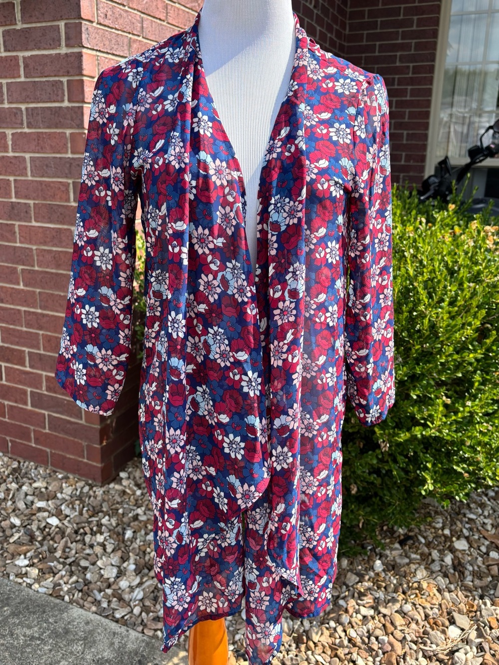 C Floral Kimono Robe in Red, Blue & White